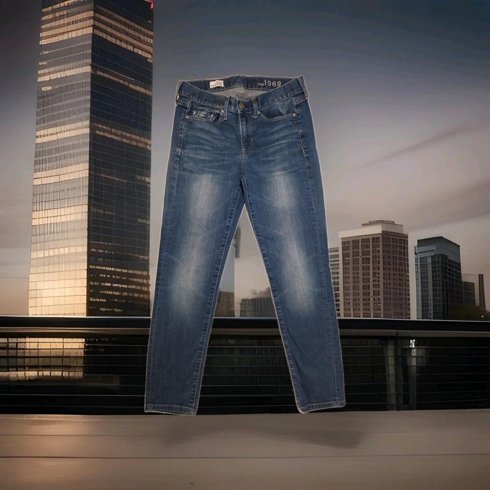 Gap 1969 Jeans Women's 25/0‎ Blue Medium Wash Real Straight Leg Mid Rise Denim